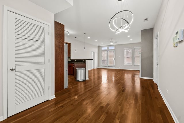 3986 S Drexel Boulevard 3N, Chicago, IL 60653