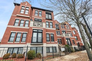 3986 S Drexel Boulevard 3N, Chicago, IL 60653