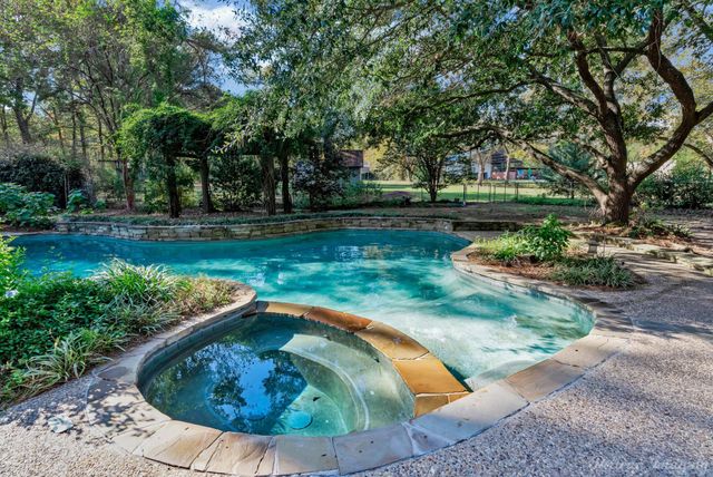 716 Jenkins Road, Shreveport, LA 71107