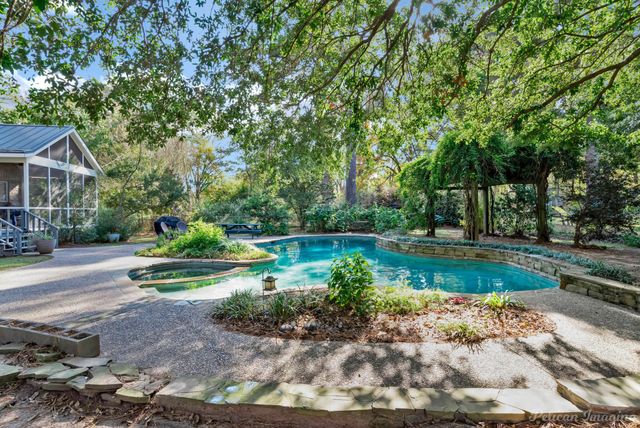 716 Jenkins Road, Shreveport, LA 71107