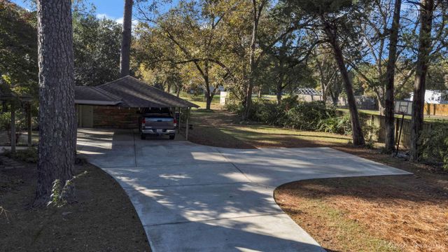 716 Jenkins Road, Shreveport, LA 71107