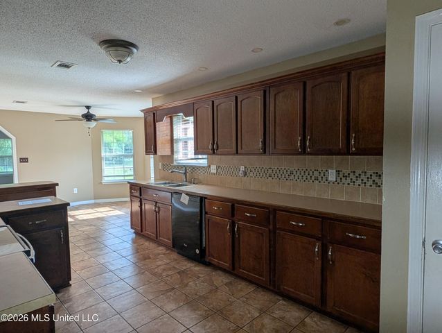 10356 Shady Pine Drive, Vancleave, MS 39565