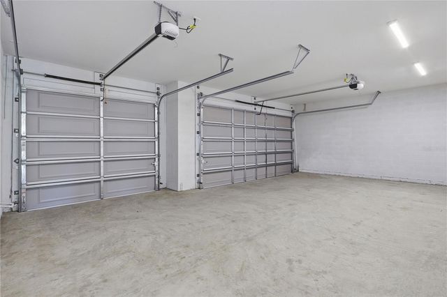 21 BUTTERMILK DRIVE, Palm Coast, FL 32137