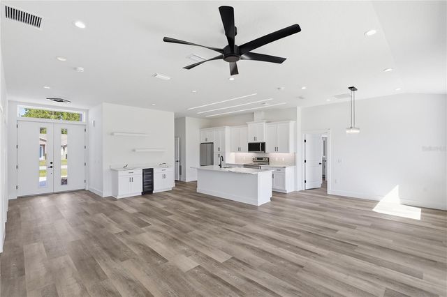 21 BUTTERMILK DRIVE, Palm Coast, FL 32137