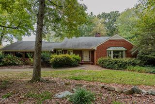 2528 Pineway Drive, Burlington, NC 27215