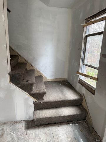 15394 Freeland Street, Detroit, MI 48227