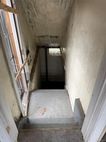 15394 Freeland Street, Detroit, MI 48227