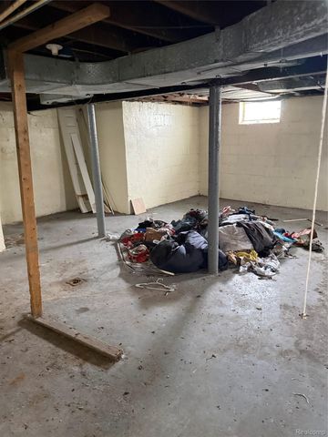 15394 Freeland Street, Detroit, MI 48227