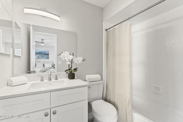 11546 BROAD LEAF Drive, Jacksonville, FL 32225