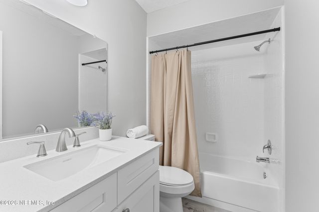 11546 BROAD LEAF Drive, Jacksonville, FL 32225