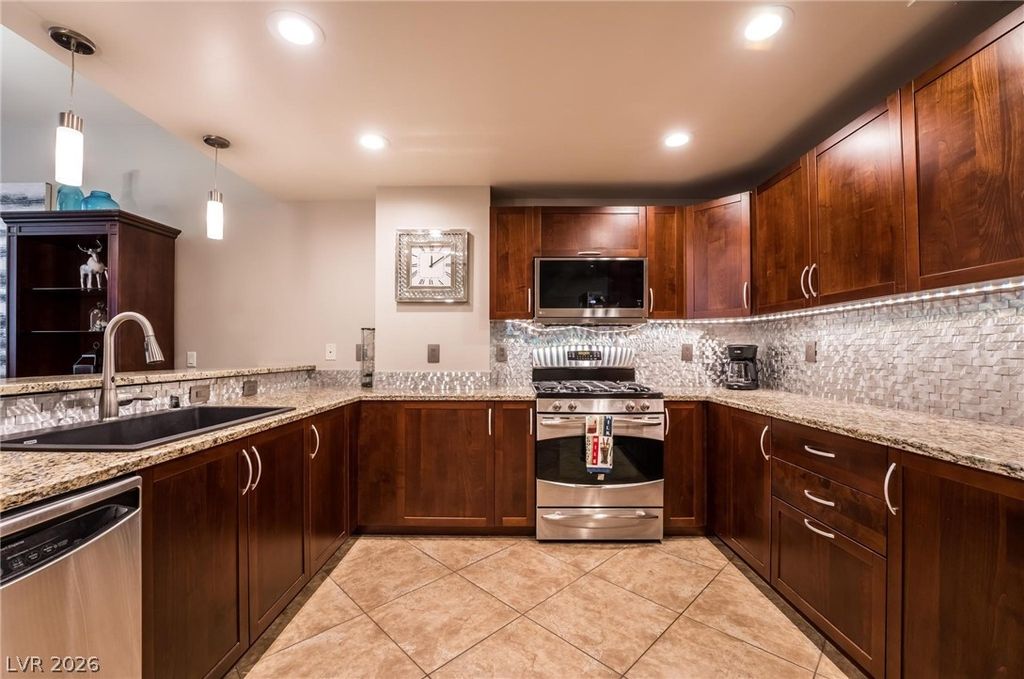 150 Las Vegas Boulevard 1010, Las Vegas, NV 89101