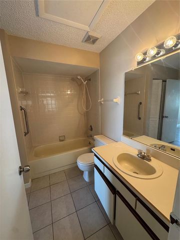 50 LAKE FOREST PLACE 50, Palm Coast, FL 32137