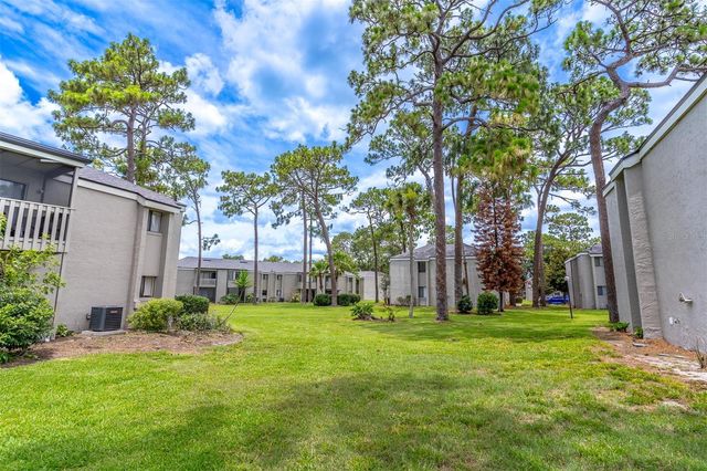 106 SPRINGWOOD CIRCLE B, Longwood, FL 32750
