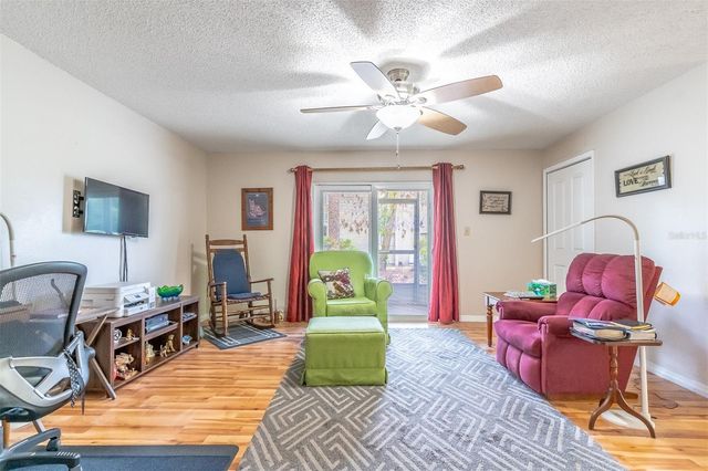 106 SPRINGWOOD CIRCLE B, Longwood, FL 32750