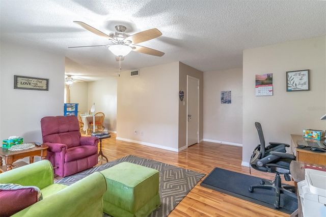 106 SPRINGWOOD CIRCLE B, Longwood, FL 32750