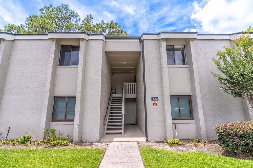 106 SPRINGWOOD CIRCLE B, Longwood, FL 32750