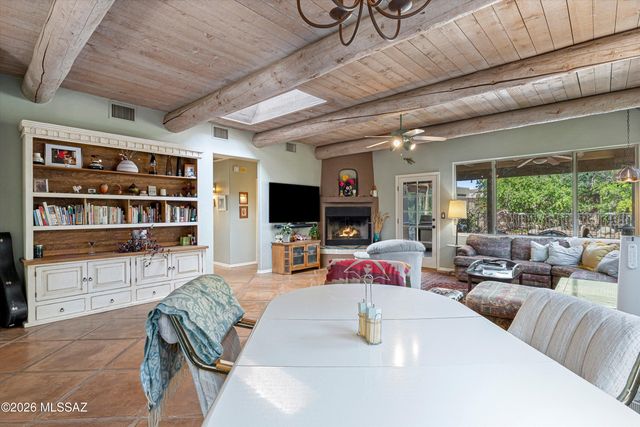 2940 N Santa Rosa Place, Tucson, AZ 85712