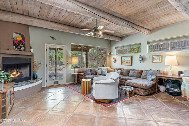 2940 N Santa Rosa Place, Tucson, AZ 85712