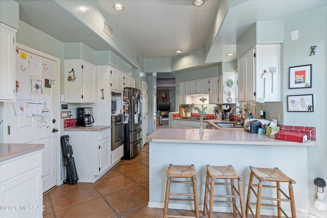 2940 N Santa Rosa Place, Tucson, AZ 85712