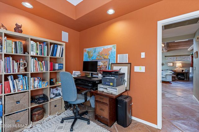 2940 N Santa Rosa Place, Tucson, AZ 85712