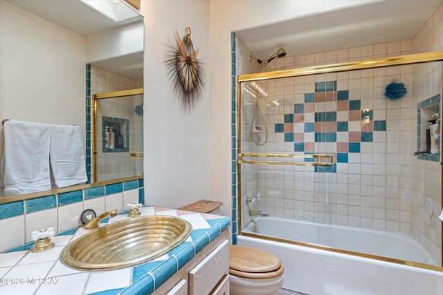 2940 N Santa Rosa Place, Tucson, AZ 85712
