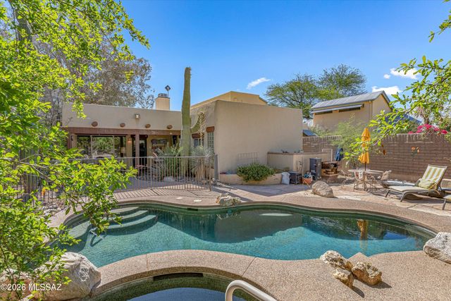 2940 N Santa Rosa Place, Tucson, AZ 85712