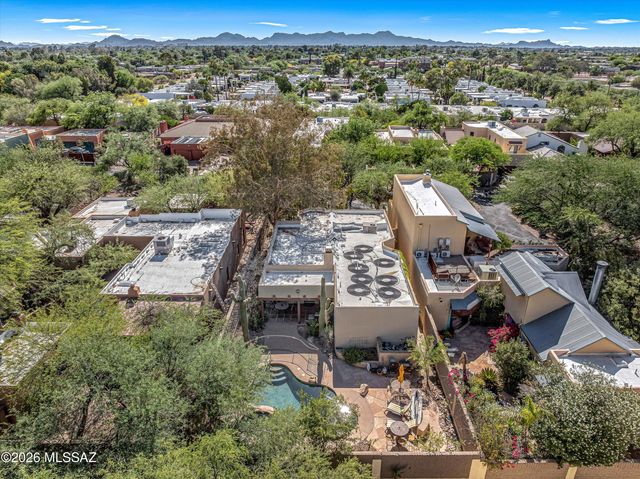 2940 N Santa Rosa Place, Tucson, AZ 85712