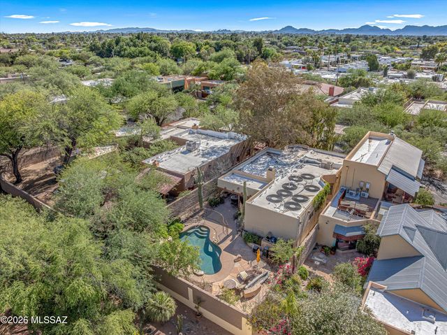2940 N Santa Rosa Place, Tucson, AZ 85712