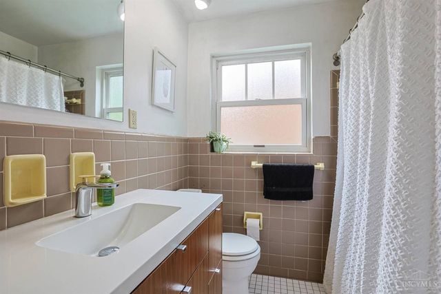3435 Harwinton Lane, Green Twp, OH 45248