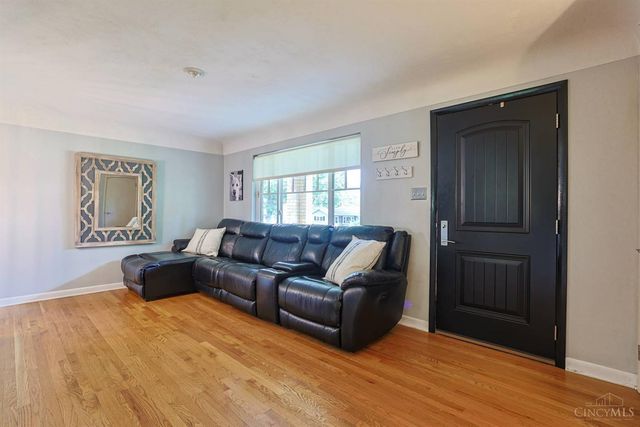 3435 Harwinton Lane, Green Twp, OH 45248