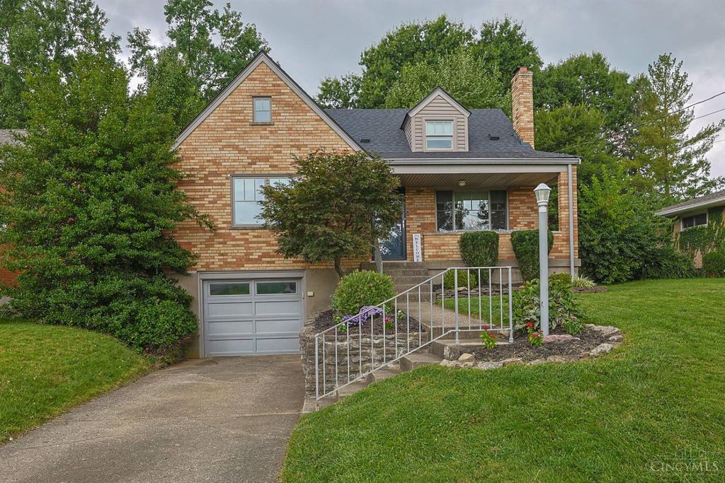 3435 Harwinton Lane, Green Twp, OH 45248