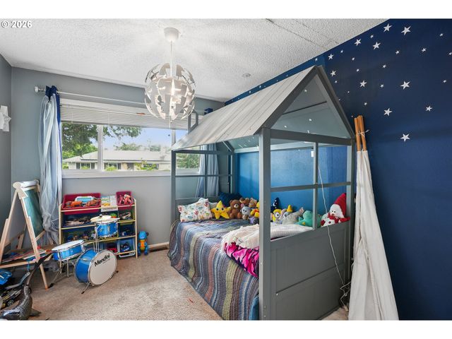 2236 Se 185TH Ave, Portland, OR 97233