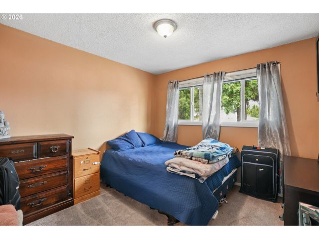 2236 Se 185TH Ave, Portland, OR 97233