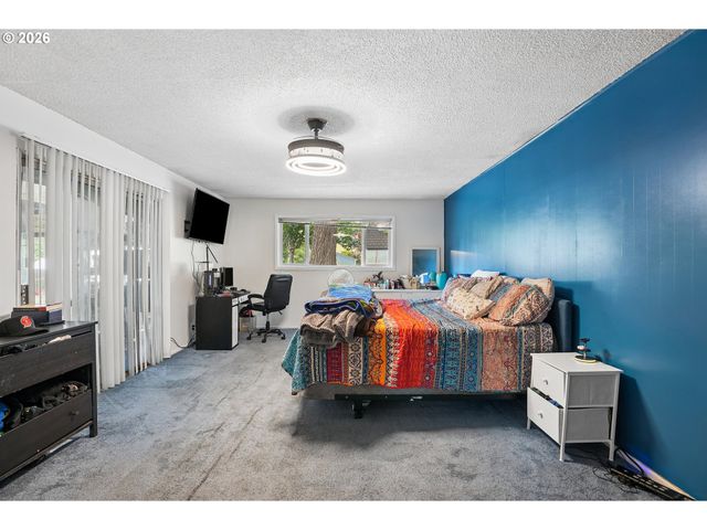 2236 Se 185TH Ave, Portland, OR 97233