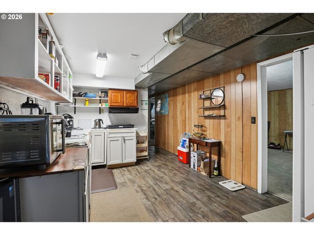 2236 Se 185TH Ave, Portland, OR 97233