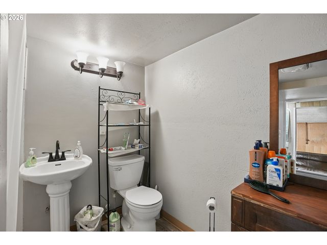 2236 Se 185TH Ave, Portland, OR 97233