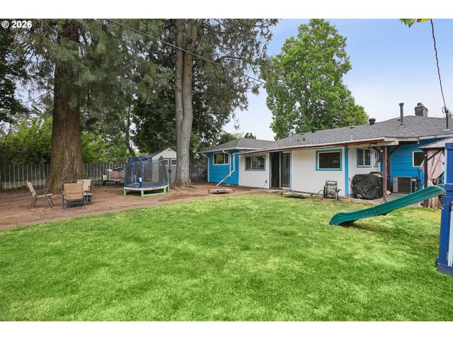 2236 Se 185TH Ave, Portland, OR 97233