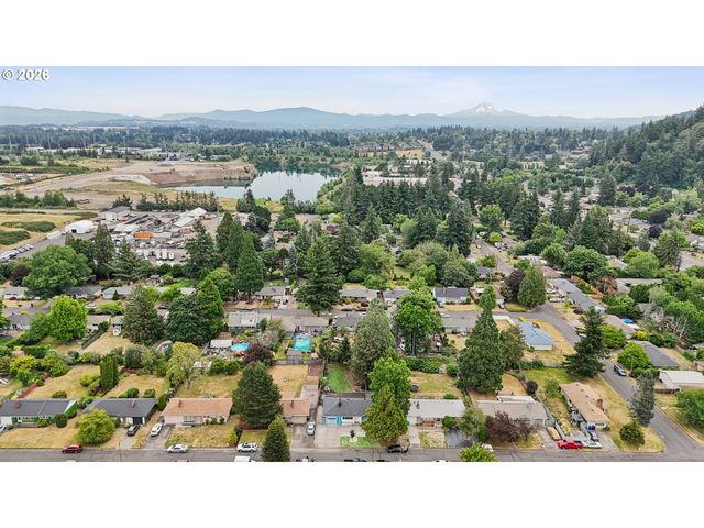 2236 Se 185TH Ave, Portland, OR 97233