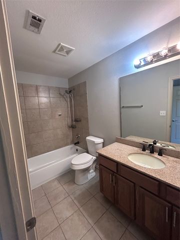 1101 E College Street, Princeton, TX 75407
