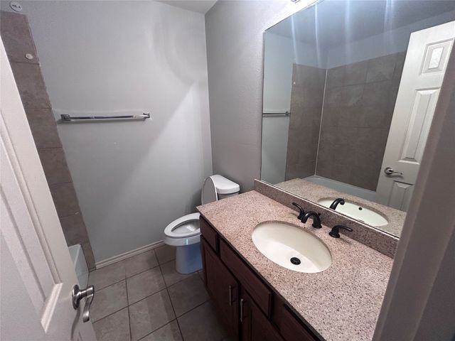 1101 E College Street, Princeton, TX 75407