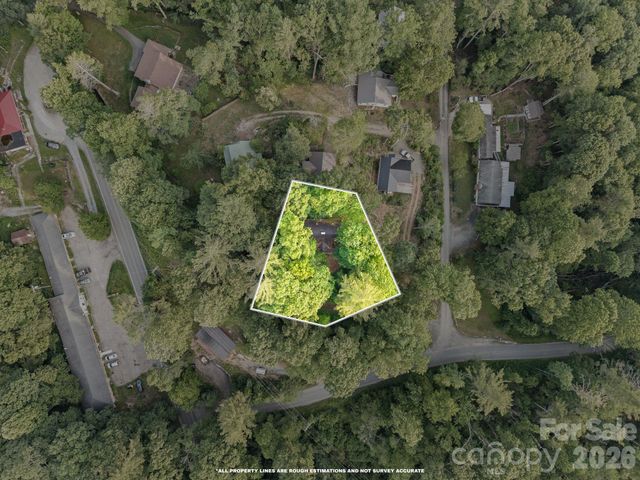 65 Gurney Franklin Road, Newland, NC 28657