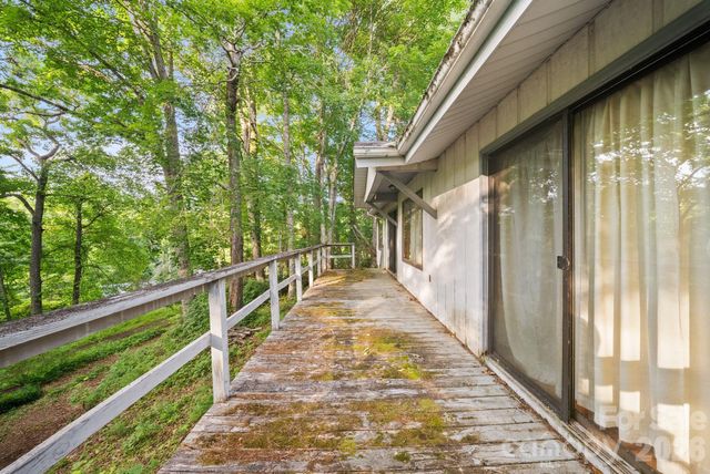 65 Gurney Franklin Road, Newland, NC 28657
