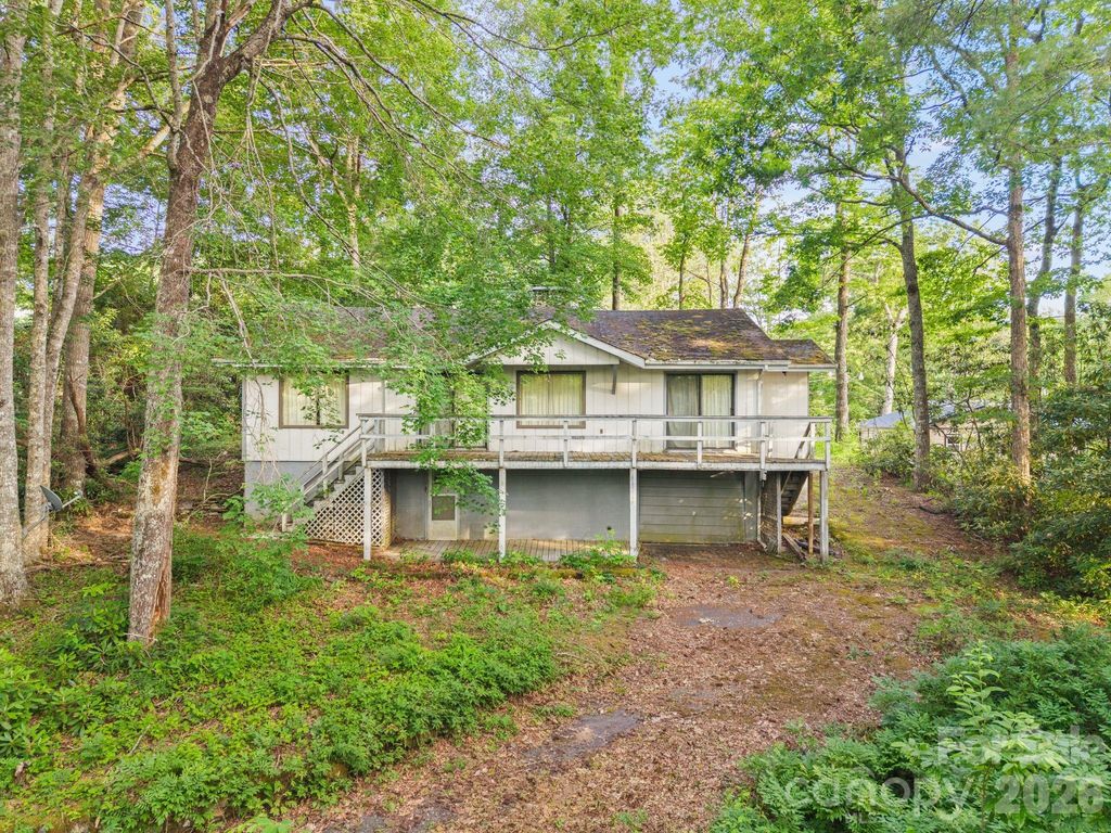 65 Gurney Franklin Road, Newland, NC 28657