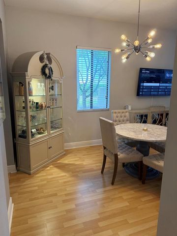 2600 Venetian Drive, Boynton Beach, FL 33426