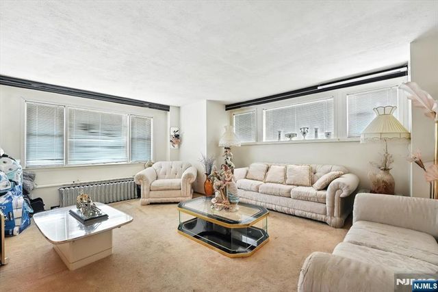 34 Pennington Avenue, Passaic, NJ 07055