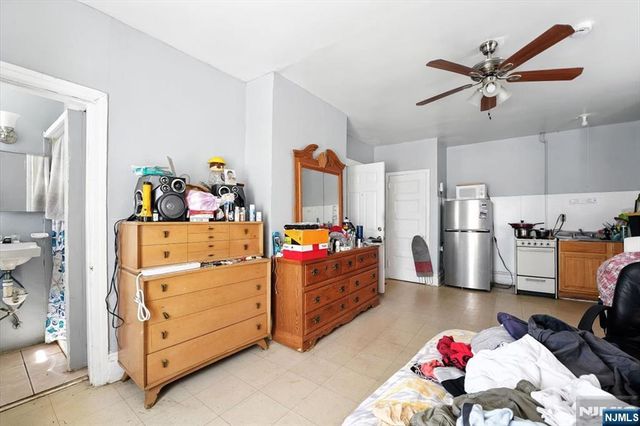 34 Pennington Avenue, Passaic, NJ 07055