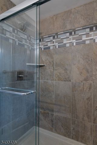 189 Berger St, Franklin Twp., NJ 08873