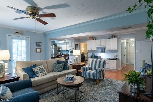 189 Berger St, Franklin Twp., NJ 08873