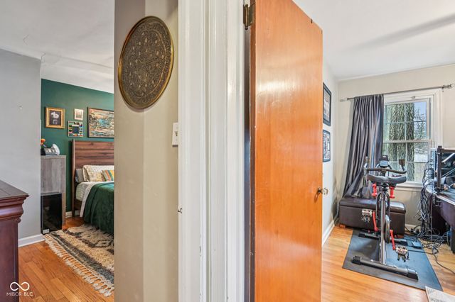 5868 Kingsley Drive, Indianapolis, IN 46220