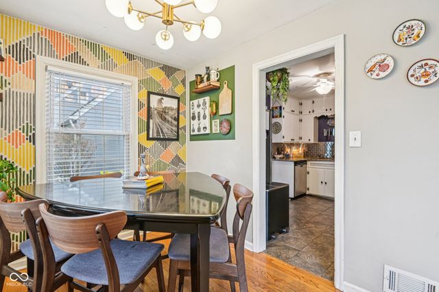 5868 Kingsley Drive, Indianapolis, IN 46220